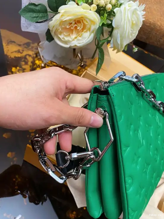 VUITTON LOUIS PM COUSSIN 0702